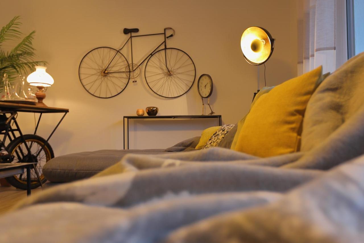 Ferienhaus Daeschinger Das Zweiradparadies Mastershausen Ngoại thất bức ảnh